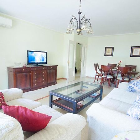 Aparment Neptuno- Located On The Promenade A Few Metres From The Beach. Естепона Екстериор снимка